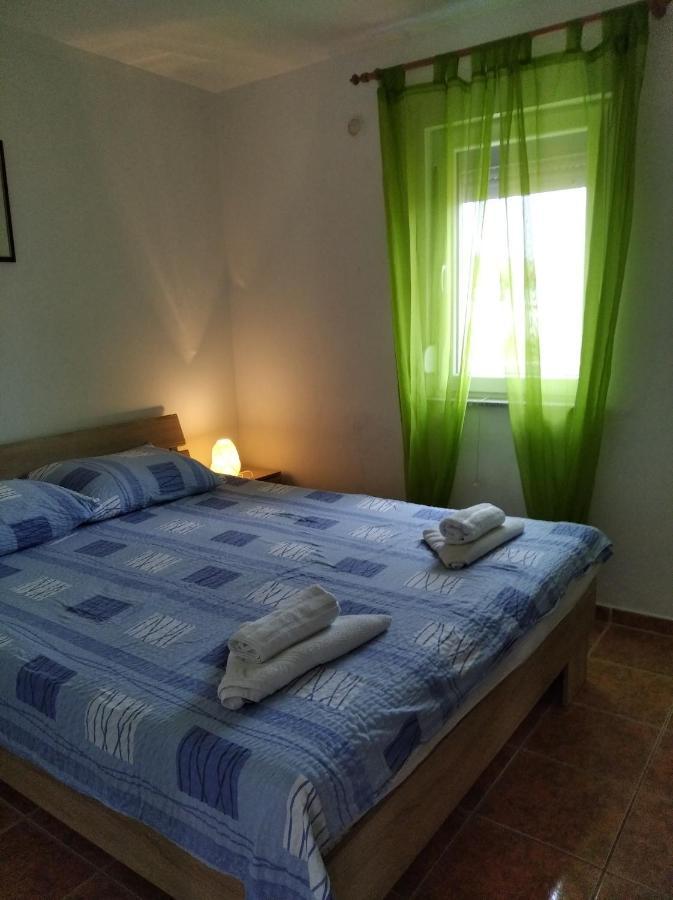 Apartmani Darija Vir Rum bild