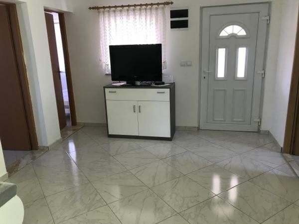 Apartmani Darija Vir Exteriör bild