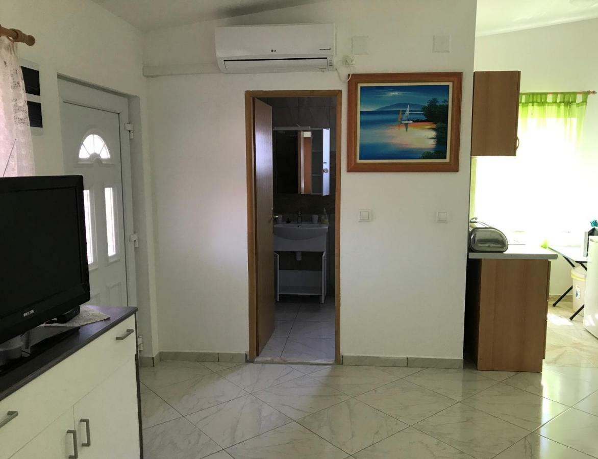 Apartmani Darija Vir Exteriör bild