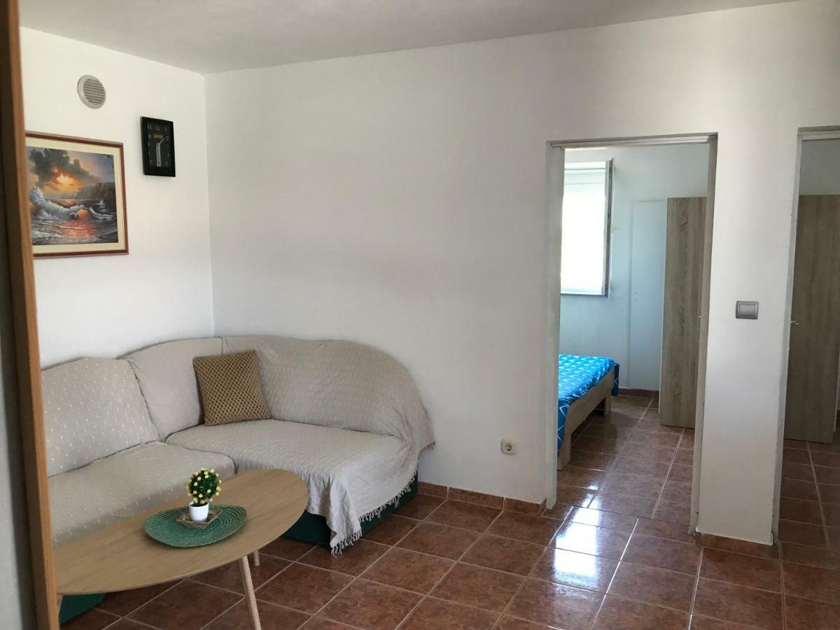 Apartmani Darija Vir Exteriör bild